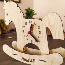 İsme Özel Sallanan At Çocuk Odası Duvar Saati